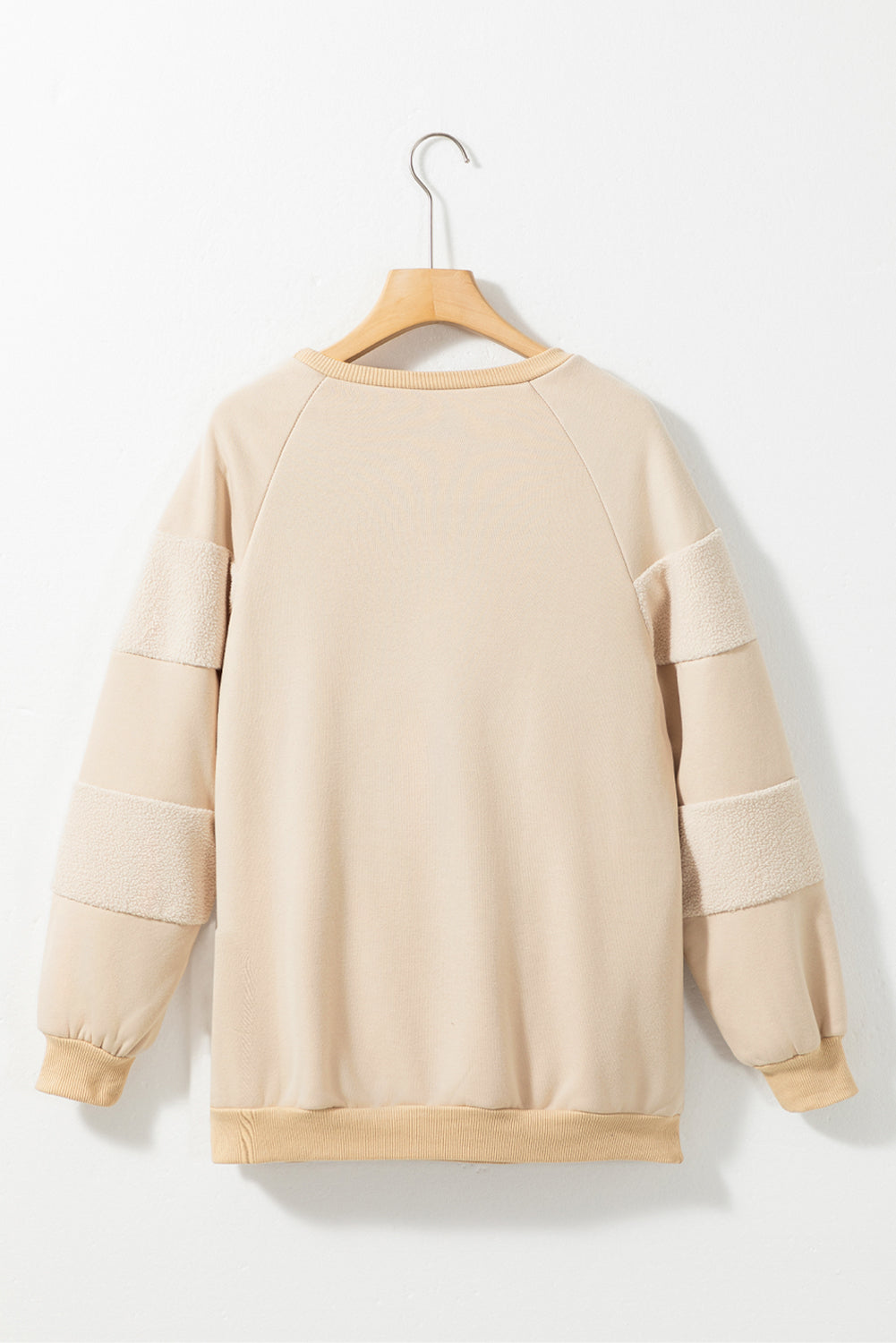 Round Neck Raglan Sleeve Sweatshirt