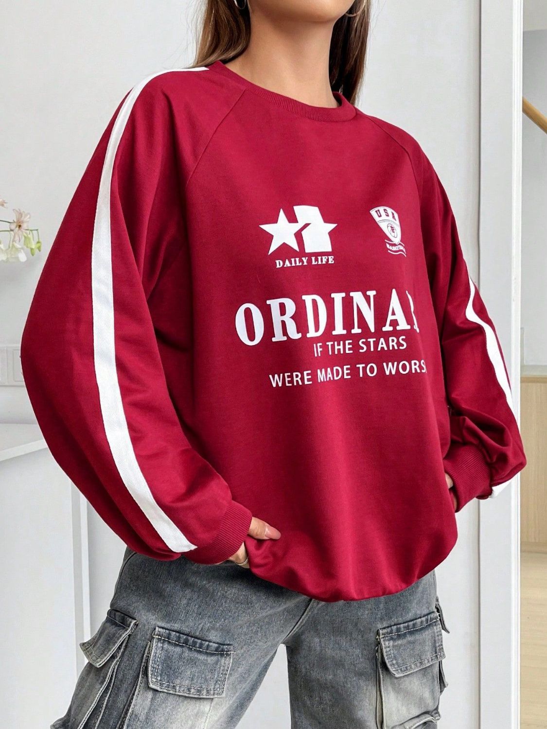 Letter Graphic Round Neck Long Sleeve Sweatshirt