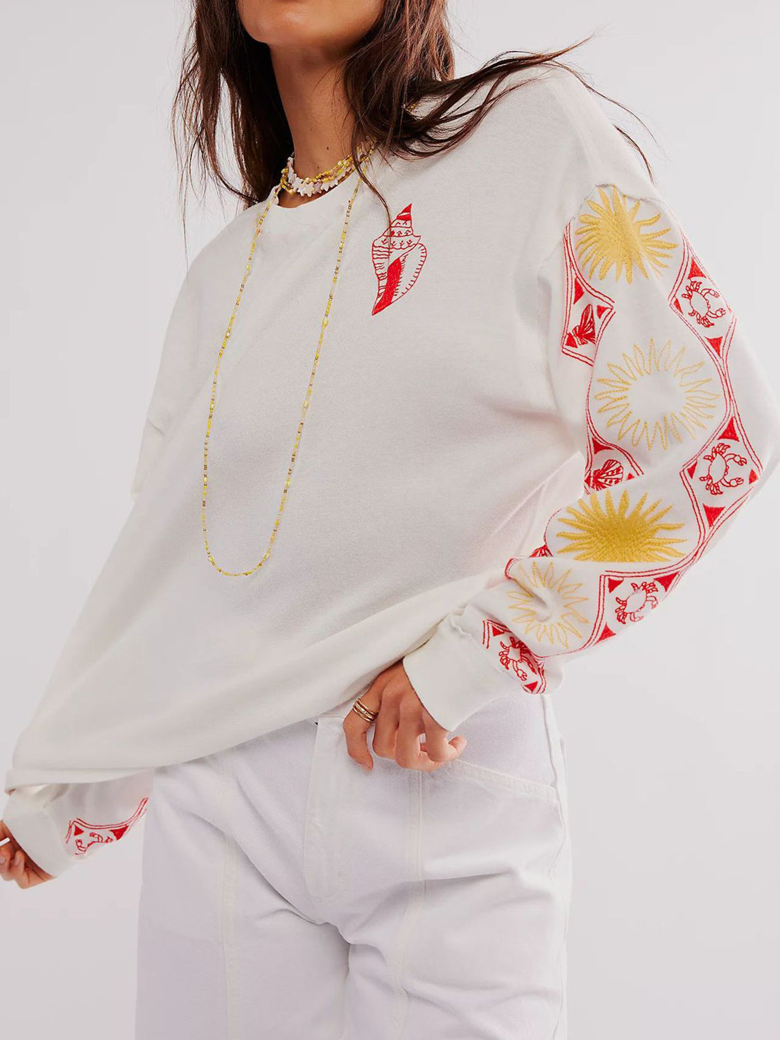 Embroidered Round Neck Long Sleeve Sweatshirt