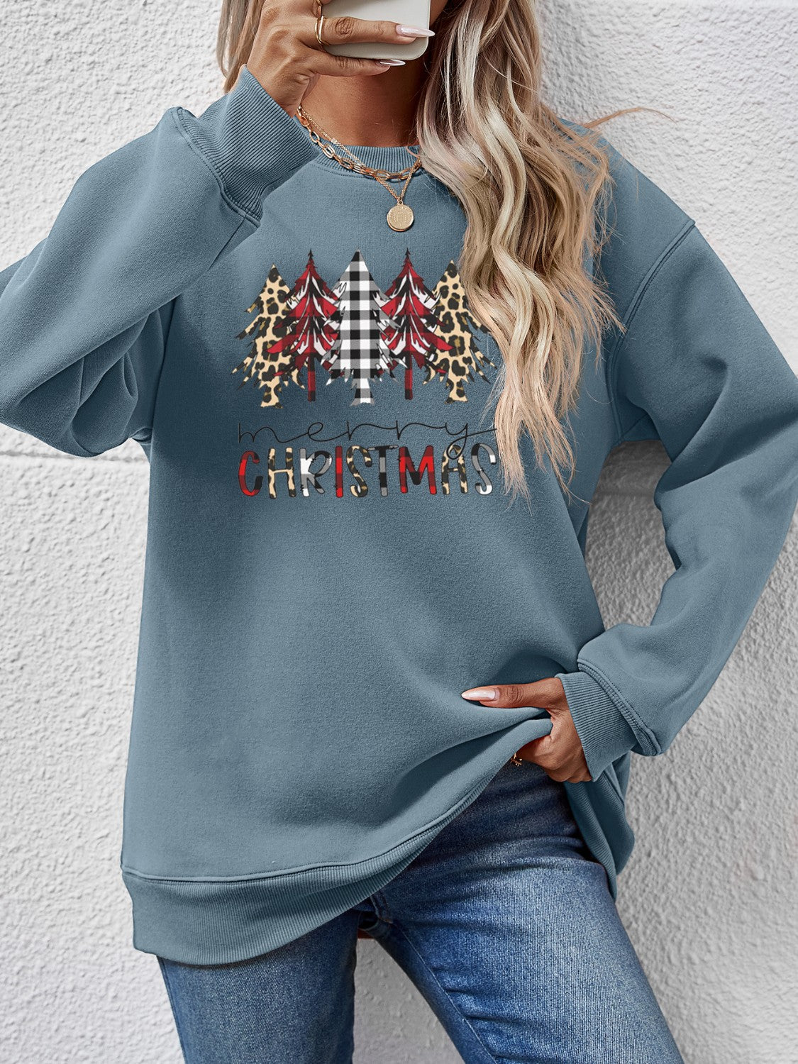 MERRY CHRISTMAS Round Neck Long Sleeve Sweatshirt