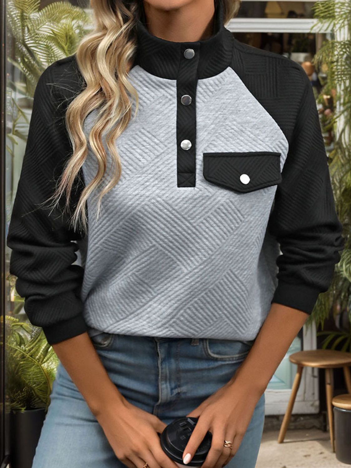 Perfee Contrast Textured Long Sleeve Sweatshirt